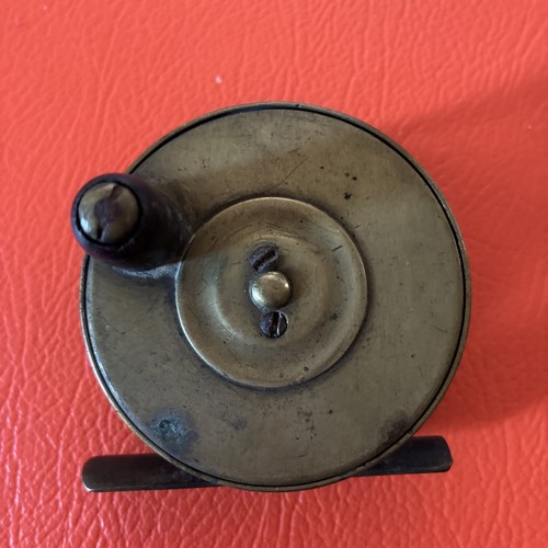 Brass plate centre pin - brass,