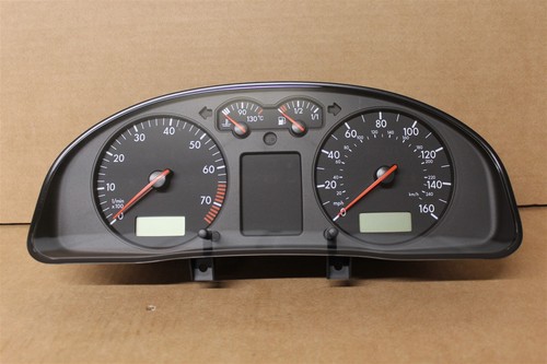 Passat 00 dash - 97-00,
