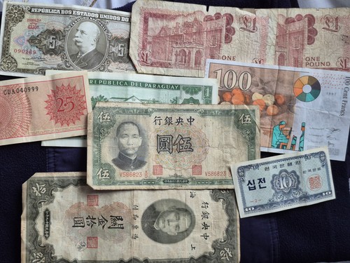 Collection rare banknotes - of,
