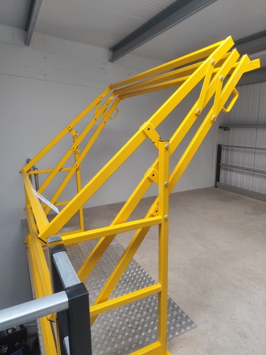 High mezzanine floor - mezzanine, pallet