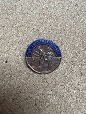 Vintage Dolcis Shoes Freetoze League Childrens Club Members Enamel Badge