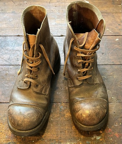 Genuine ww2 army boots size - army,