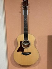 Left-Handed Taylor GS Mini