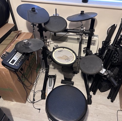 Roland electronic drum kit - drum, td3