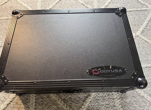 Odyusa flight case battle - case, dj