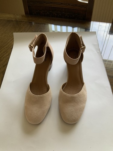 Clarks ladies light beige - clarks,