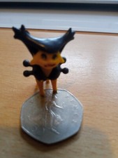 Vintage Nintendo Pokemon R/L