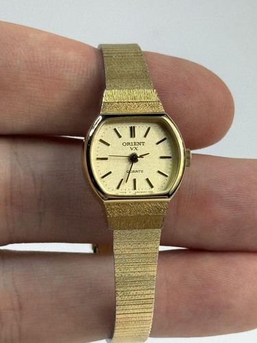 Vintage timeless gold tone - timeless,
