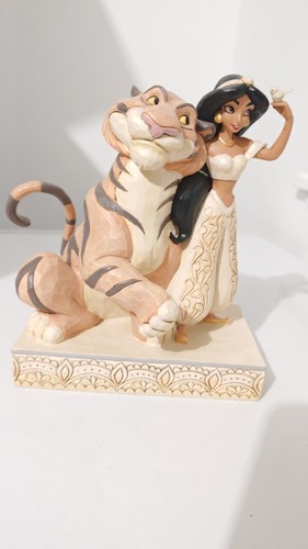 Disney showcase aladdin white - aladdin,