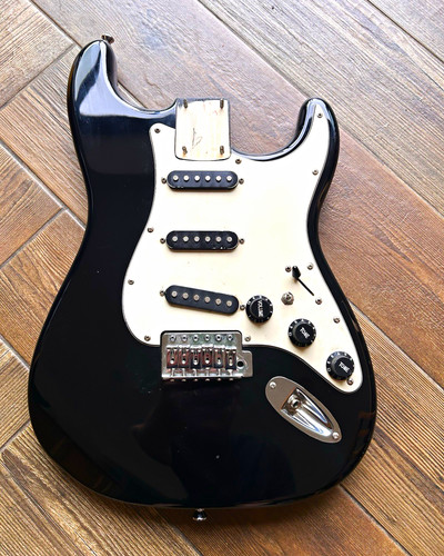 Squier stratocaster body - squier,
