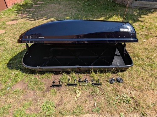 Thule ocean 200 - roof, box