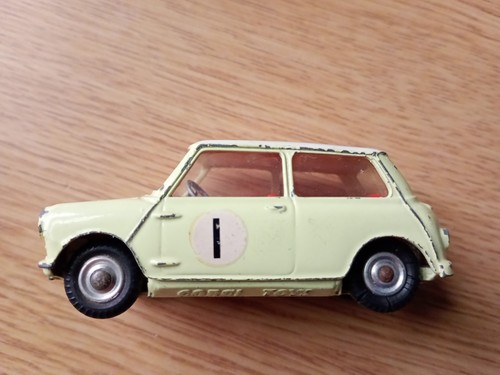 Corgi racing mini 227 - mini,