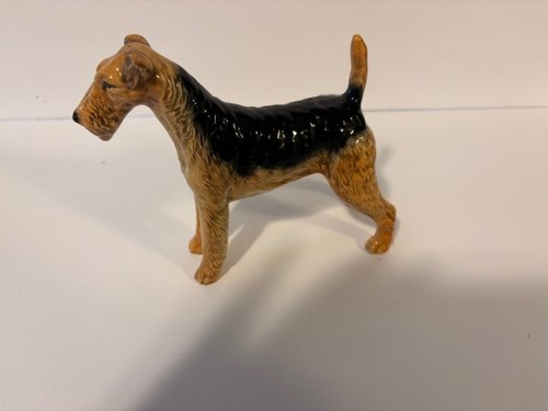 Beswick airedale terrier black - airedale,