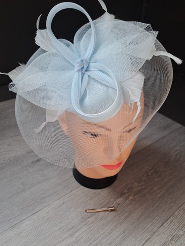 Light blue fascinator with - blue,