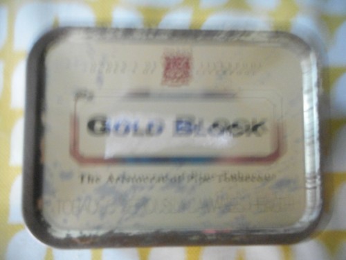 Old gold block tobacco tin - gold,