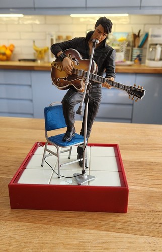 Mcfarlane elvis presley figure - elvis,