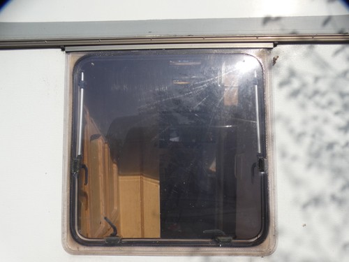 Caravan window swift - ,