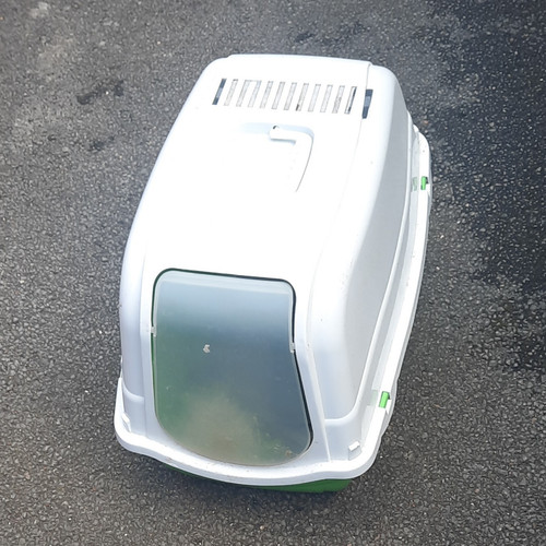 Cat litter tray hooded - cat,