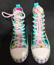 REDUCED Irregular Choice New