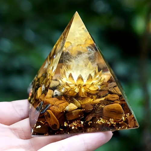 Clear crystal tiger - tiger, eye