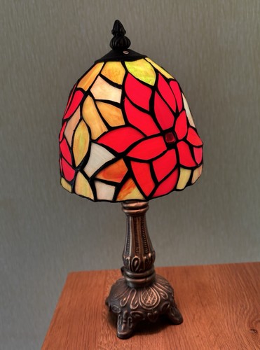 Tiffany style stained glass - style,