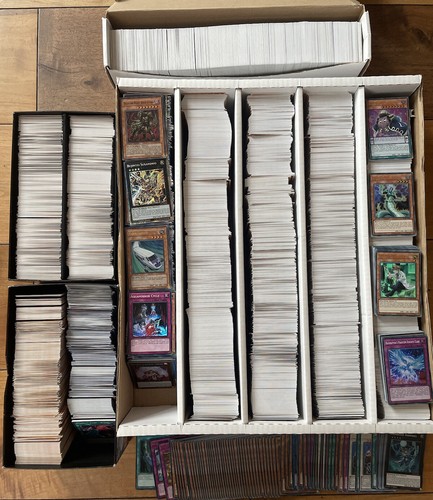 Yugioh 200 all holo cards - 200,