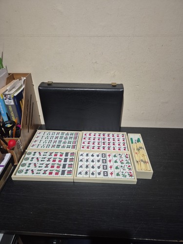 Vintage mah jong set - set, with