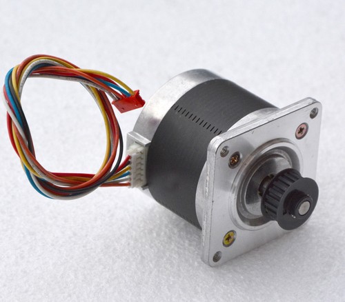 Stepping motor sanyo denki - motor,