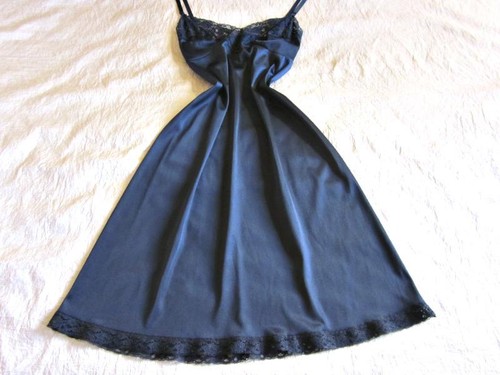 Vintage full slip - vintage, +/-