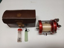 Vintage Abu Garcia Ambassadeur 6000 – Red – Made In Sweden – W/Case 