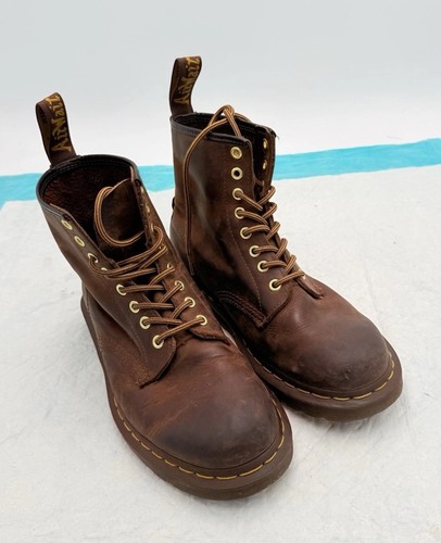 Martens ladies mens - 38, (mens