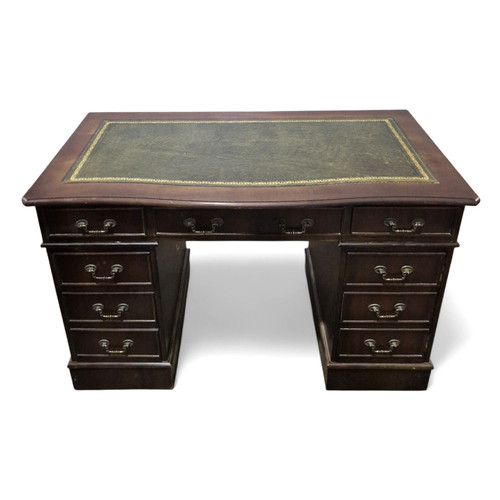 Antique style kneehole - antique,