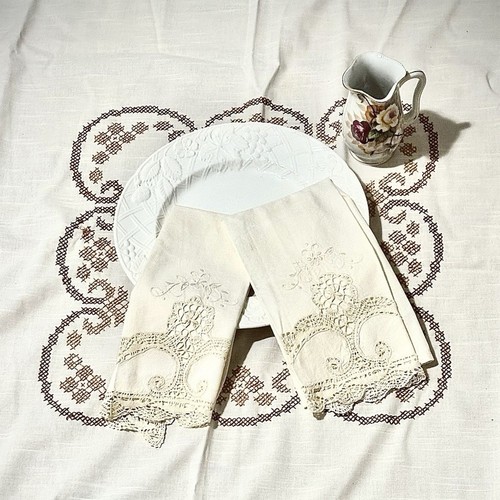 Vintage linen tablecloth 49x49 - vintage,