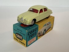 Corgi Toys Jaguar 2.4 Litre Saloon - 208s