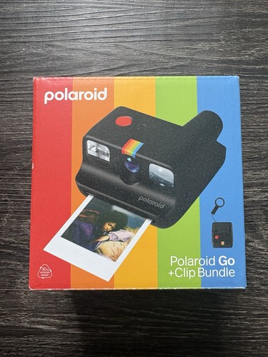 Polaroid instant camera - go,