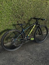 2021 Trek Marlin 5 Mountain Bike Medium/Large Frame 27.5 Wheels LOTS OF UPGRADES