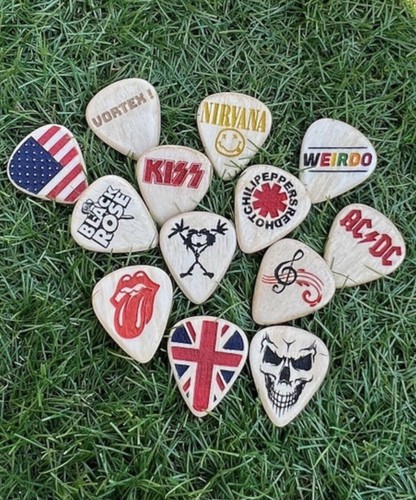 Personalised guitar pick - personalised,