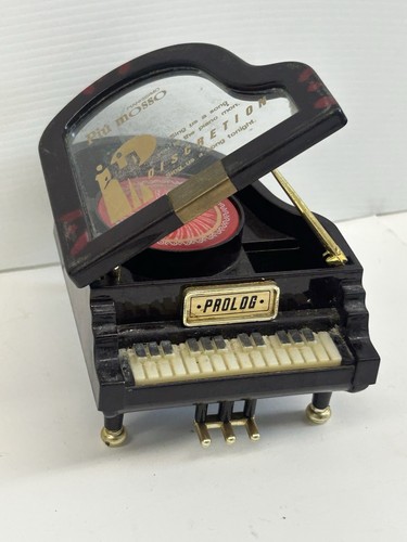 Vintage kitsch prolog - kitsch, jewelry