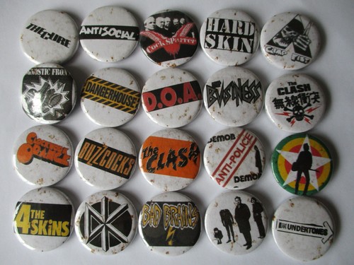 Large punk badge - large,