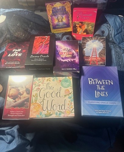 Tarot and oracle cards bundle - and,