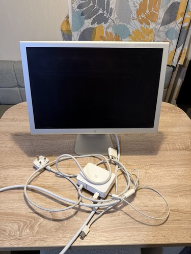 Classic apple cinema - apple,
