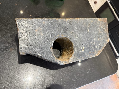 Land rover series chassis off - land,