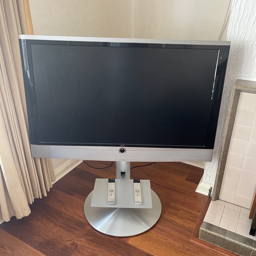 Loewe television art - loewe,