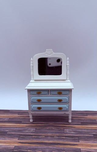 Dolls house miniature 12th - house,