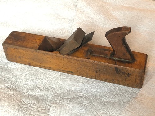 Antique large wooden block - large,