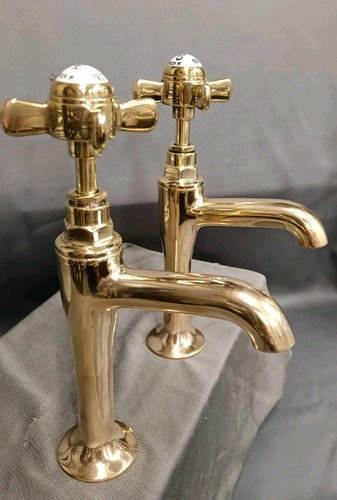 Bare brass pillar taps - bare,