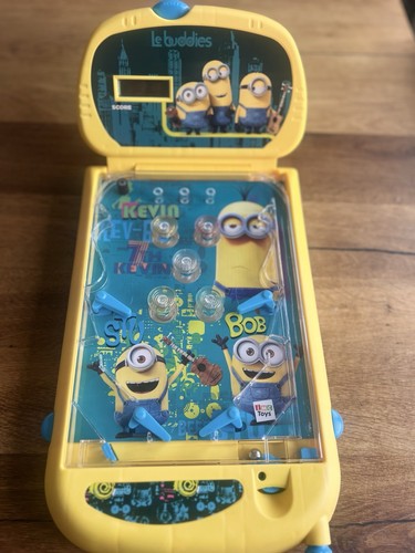 Vintage minions pinball game - vintage,