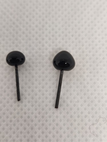 Glass eyes for - crafting, needle