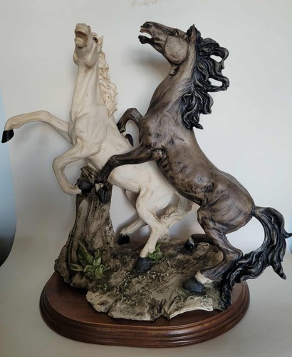 Large vintage capodimonte - vintage,