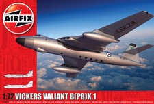 Airfix Products A11001A 1:72 Vickers Valiant P(PR)K.1 Military Plane Kit